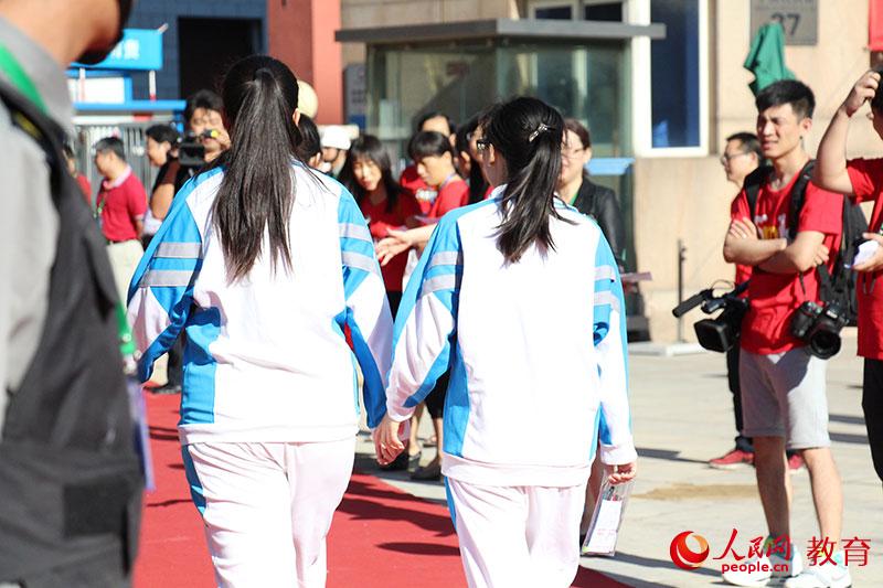         ֠̤tɫĵ̺@һǼtɫ̺