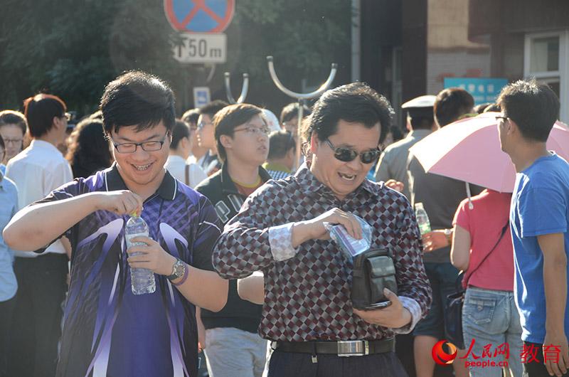 ͬȿˮۻؼҡ