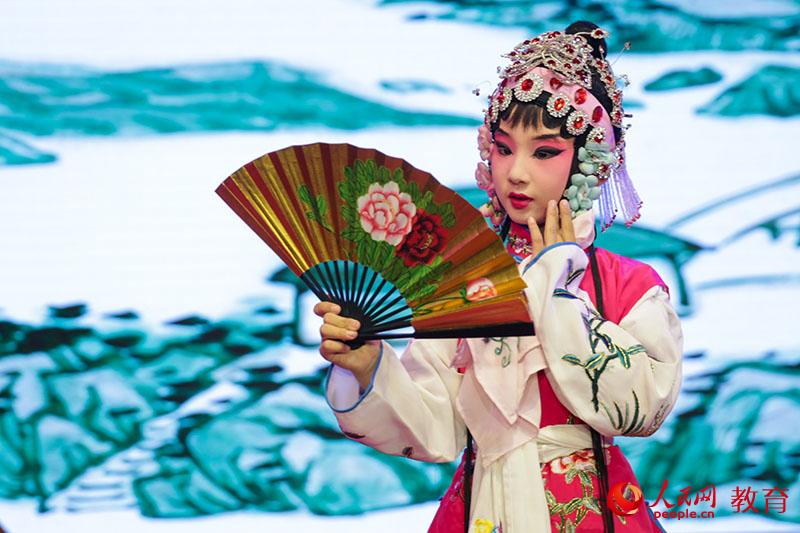 北京燈市口小學優質教育資源帶第二屆京劇社團專場演出。吳晨 攝