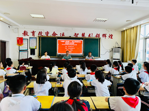 江西省吉水縣開展勞模宣講進學?；顒?。江西省總工會供圖