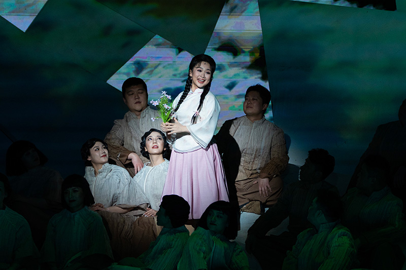中國音樂學院大型多媒體合唱劇《聶耳的歌》上演。學校供圖