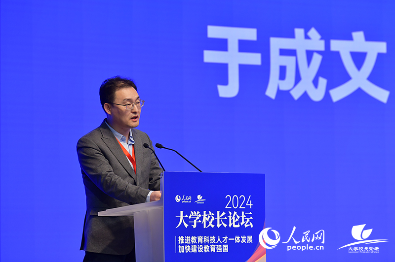 北京科技大學黨委副書記于成文。人民網記者 任峰濤攝