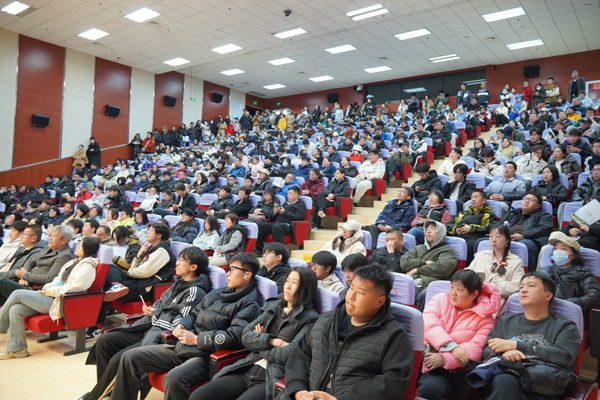 招生宣講在圖書館報告廳舉辦。北京科技職業大學供圖
