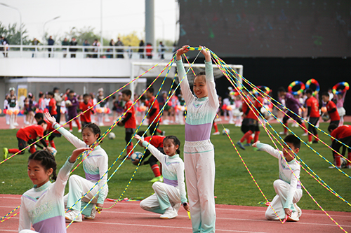 2025年朝陽區中小學“體育節”開幕式現場。北京市朝陽區青少年活動中心供圖