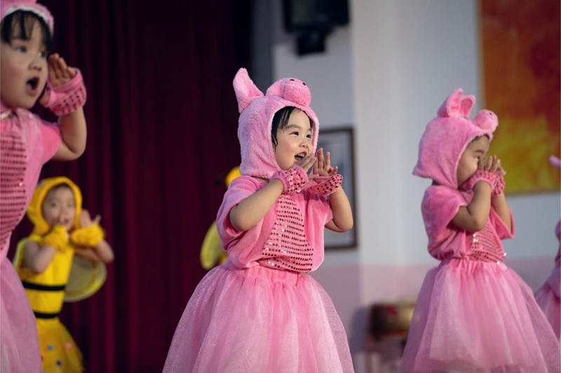 北京大學醫學部幼兒園“手拉手、心連心，快樂共成長”主題活動現場。園方供圖