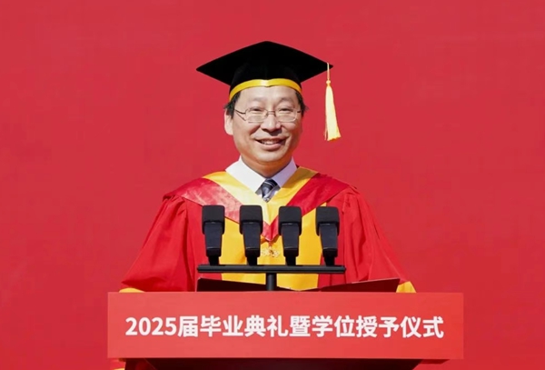 首都經濟貿易大學校長吳衛星。校方供圖