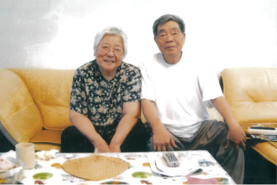 陳傳才、岳同夫婦。中國人民大學供圖