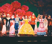 在舞臺上追逐夢想