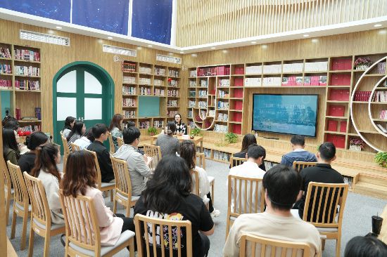 宣講團成員在石景山區檢察院開展理論宣講