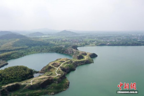 10月4日，神仙湖生態公園一景(航拍圖)。曹丹 攝